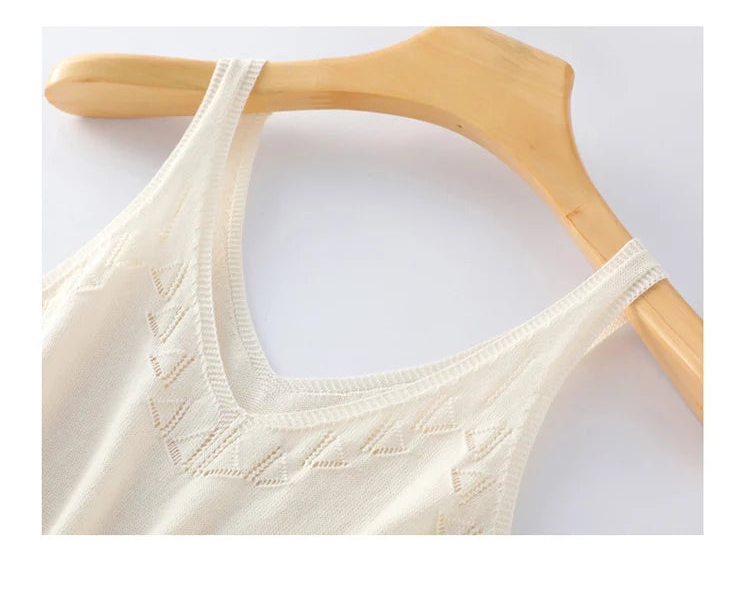 Loose-Fit Knitted Cotton Vest